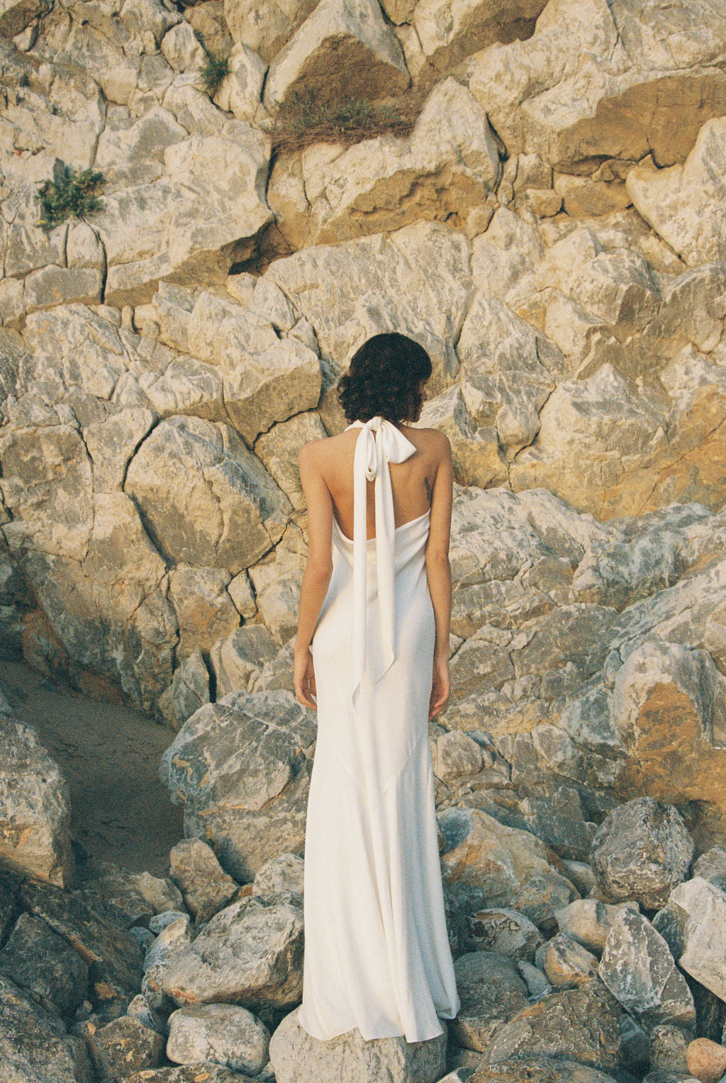 Open-back bridal gown 6 US / Natural White