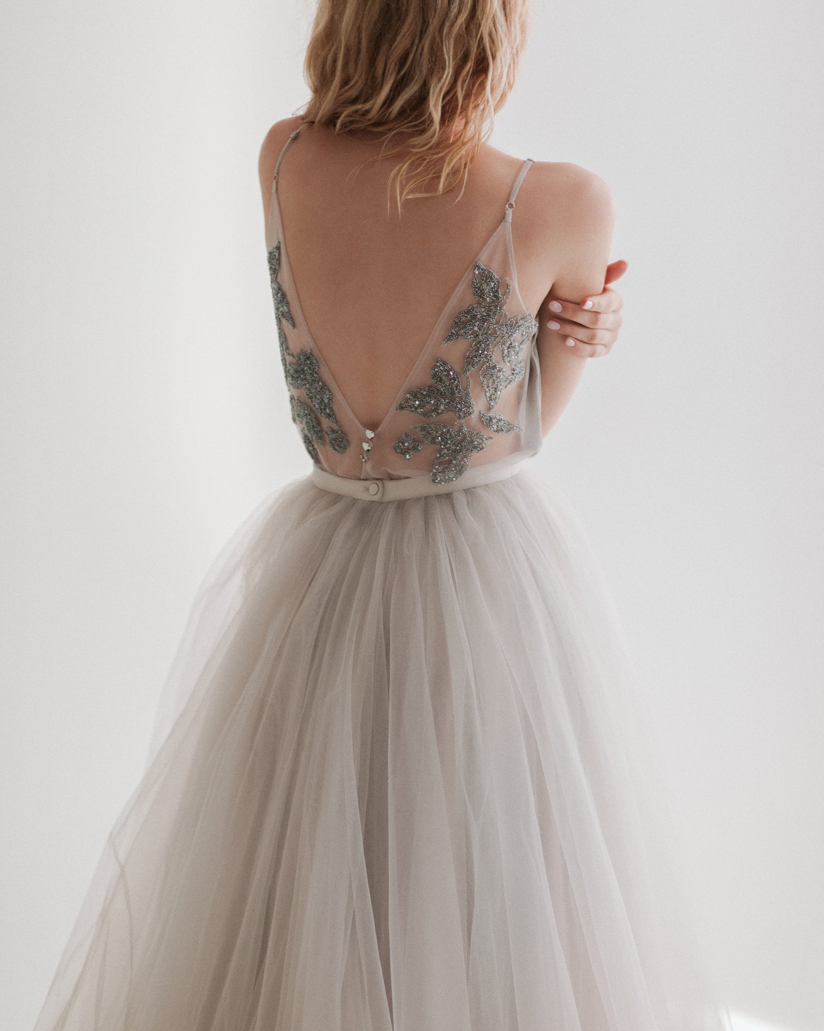 V-neck wedding gown with full train skirt  photo 6