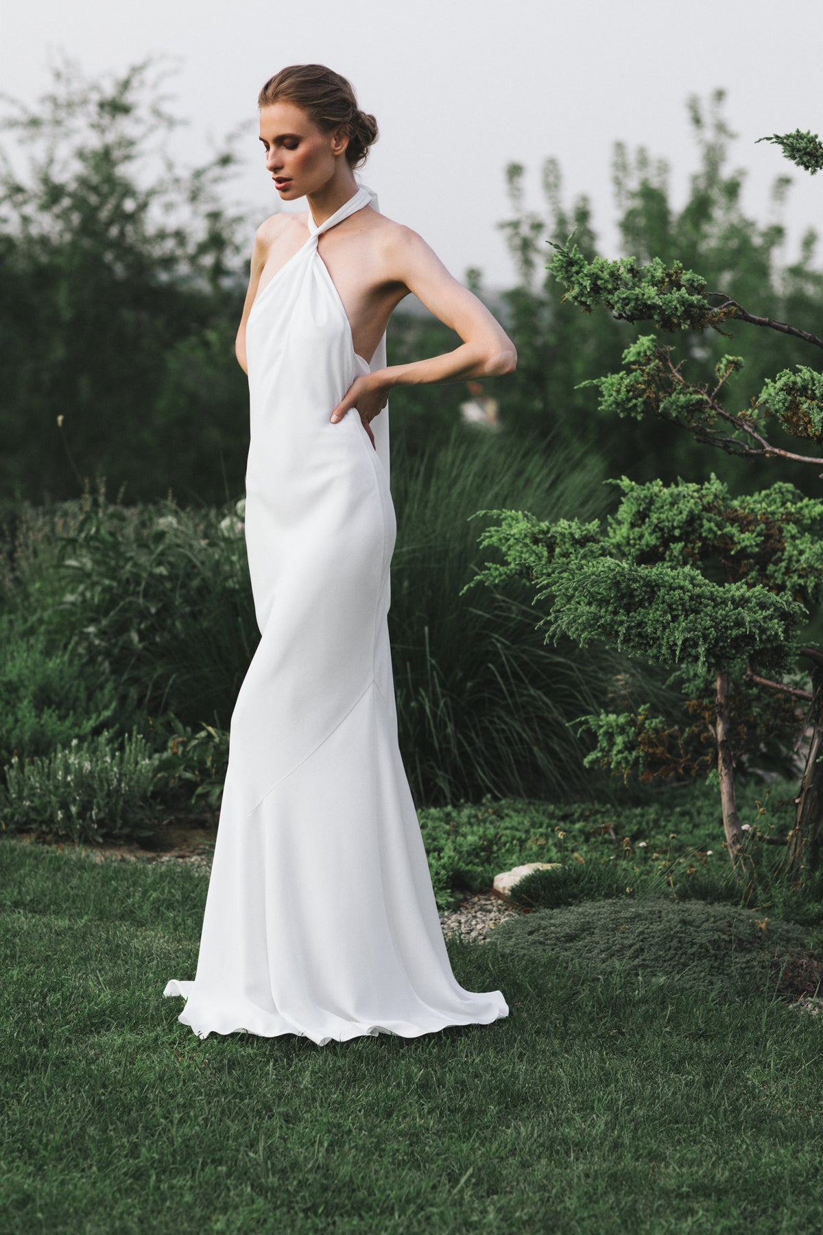 Silk halter neck wedding dress 12 US / Natural White