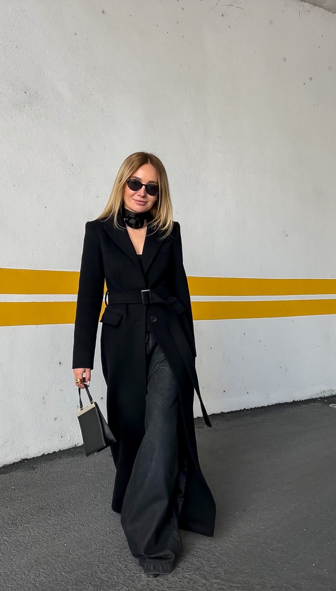 Wool Black long coat / Alex 2 US / Camel / without warm insulation