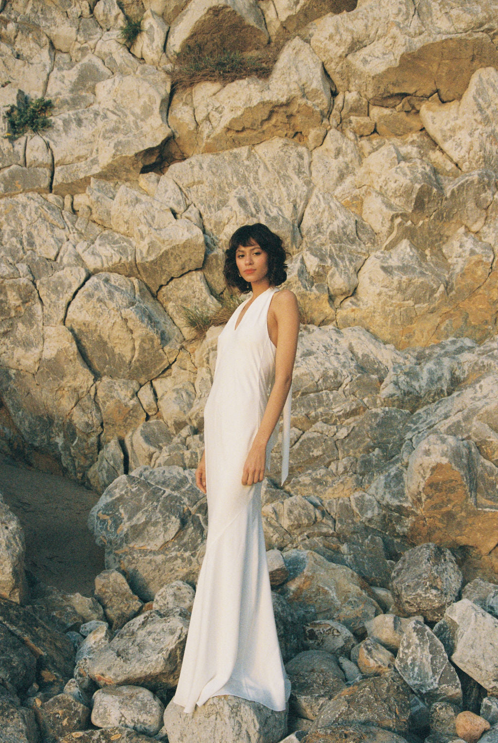 Open-back bridal gown 6 US / Natural White