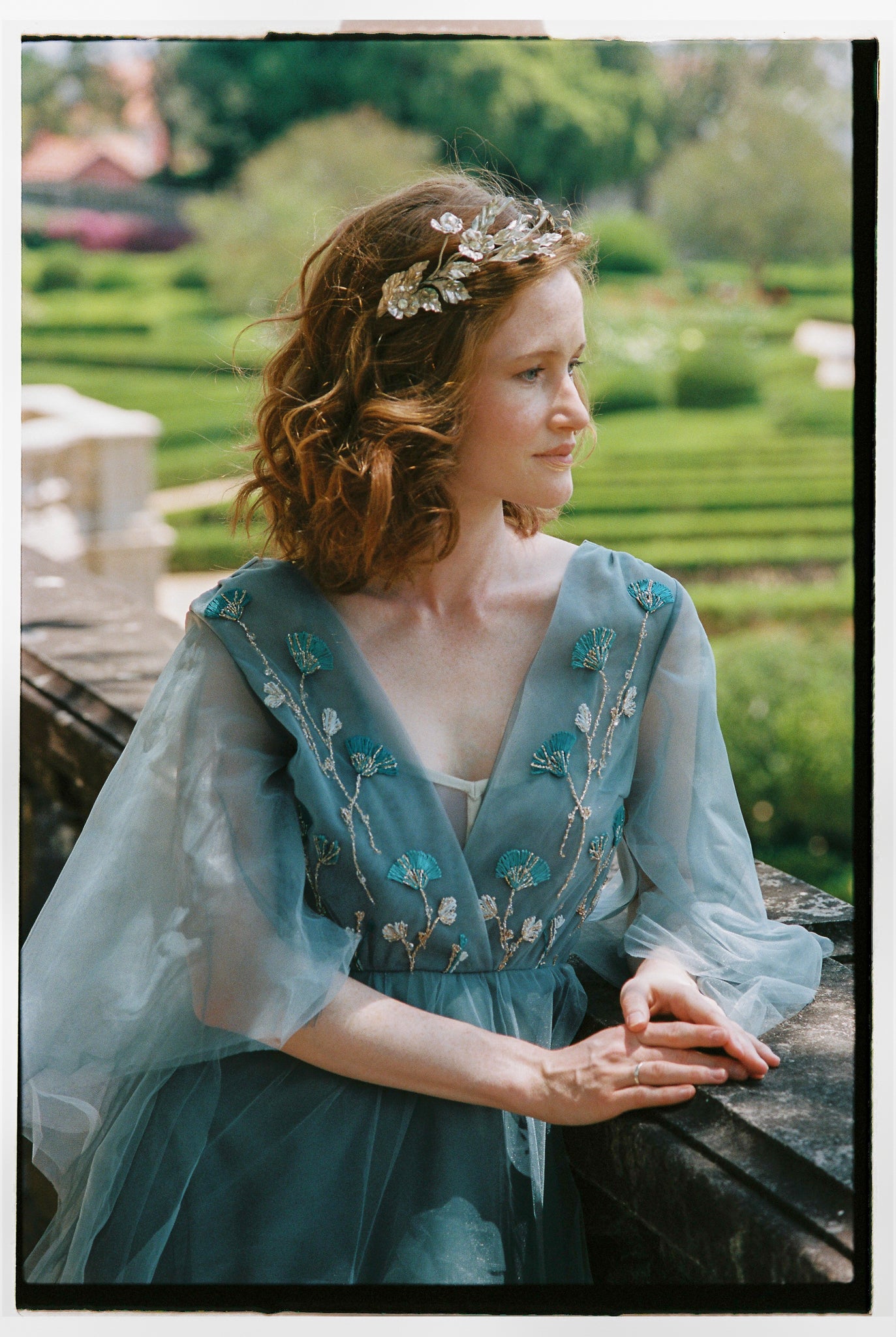 Pale Blue wedding gown 4 US / Pale Blue/Ash Blue Pale Blue wedding gown 4 US / Pale Blue/Ash Blue