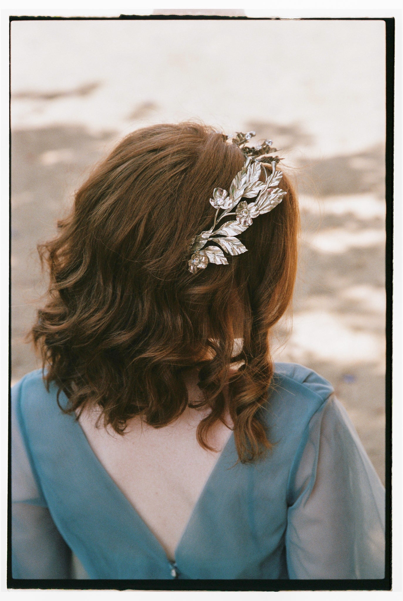 Silver floral bridal tiara with crystals photo 7