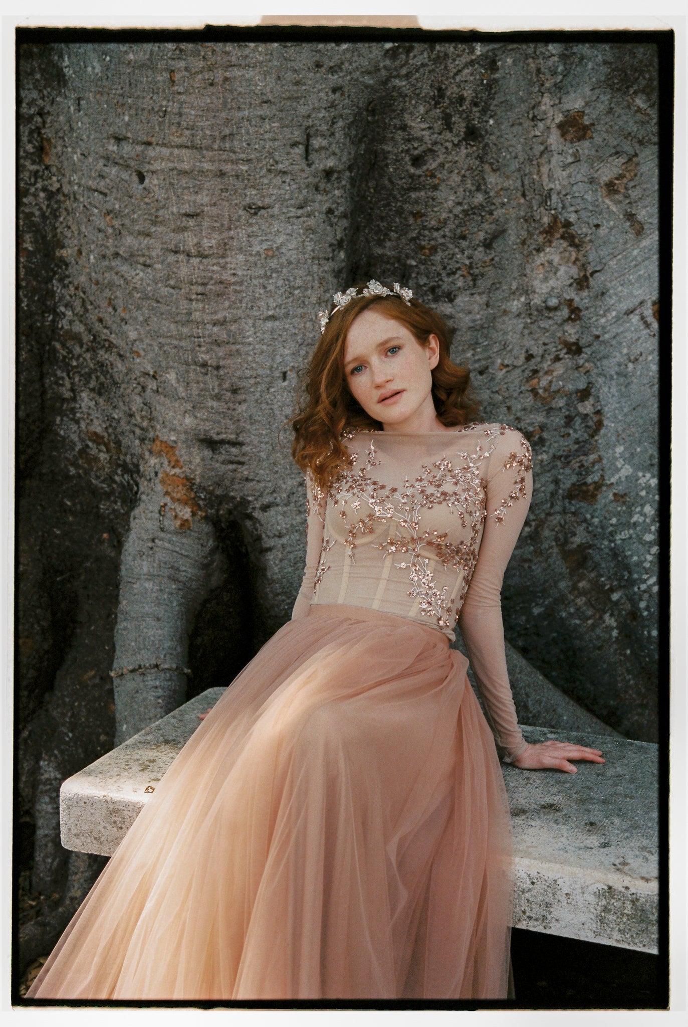 Corset bridal dress in copper gold photo 10