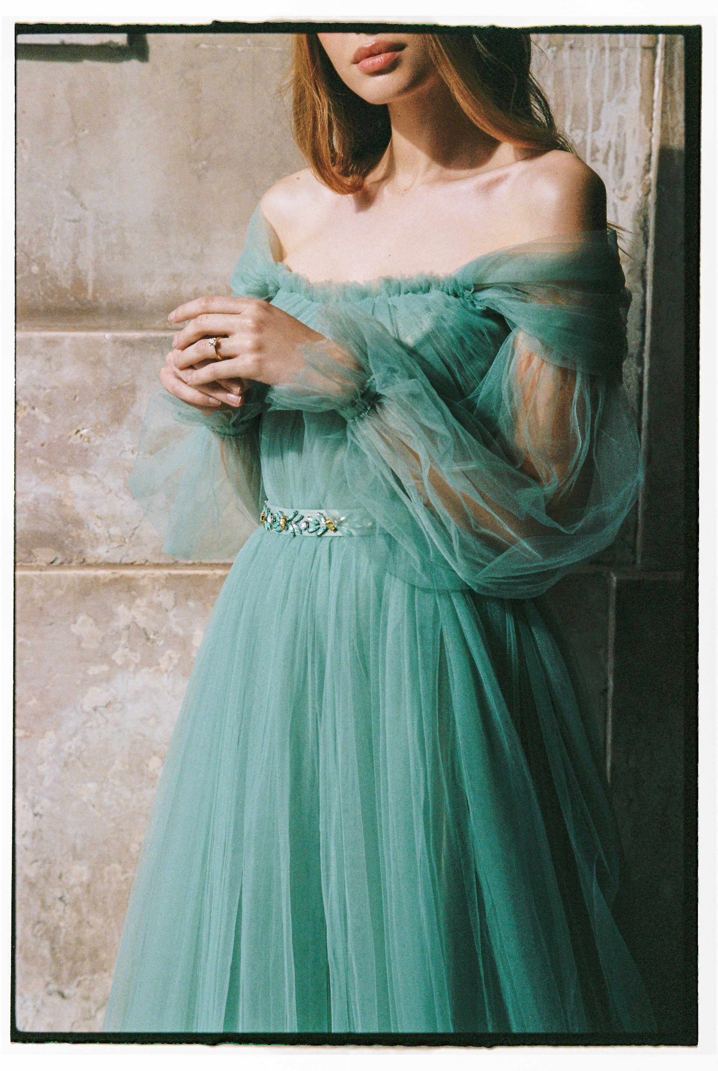 green wedding dress long sleeve Balloon sleeve wedding dress 10 US / Sage Green