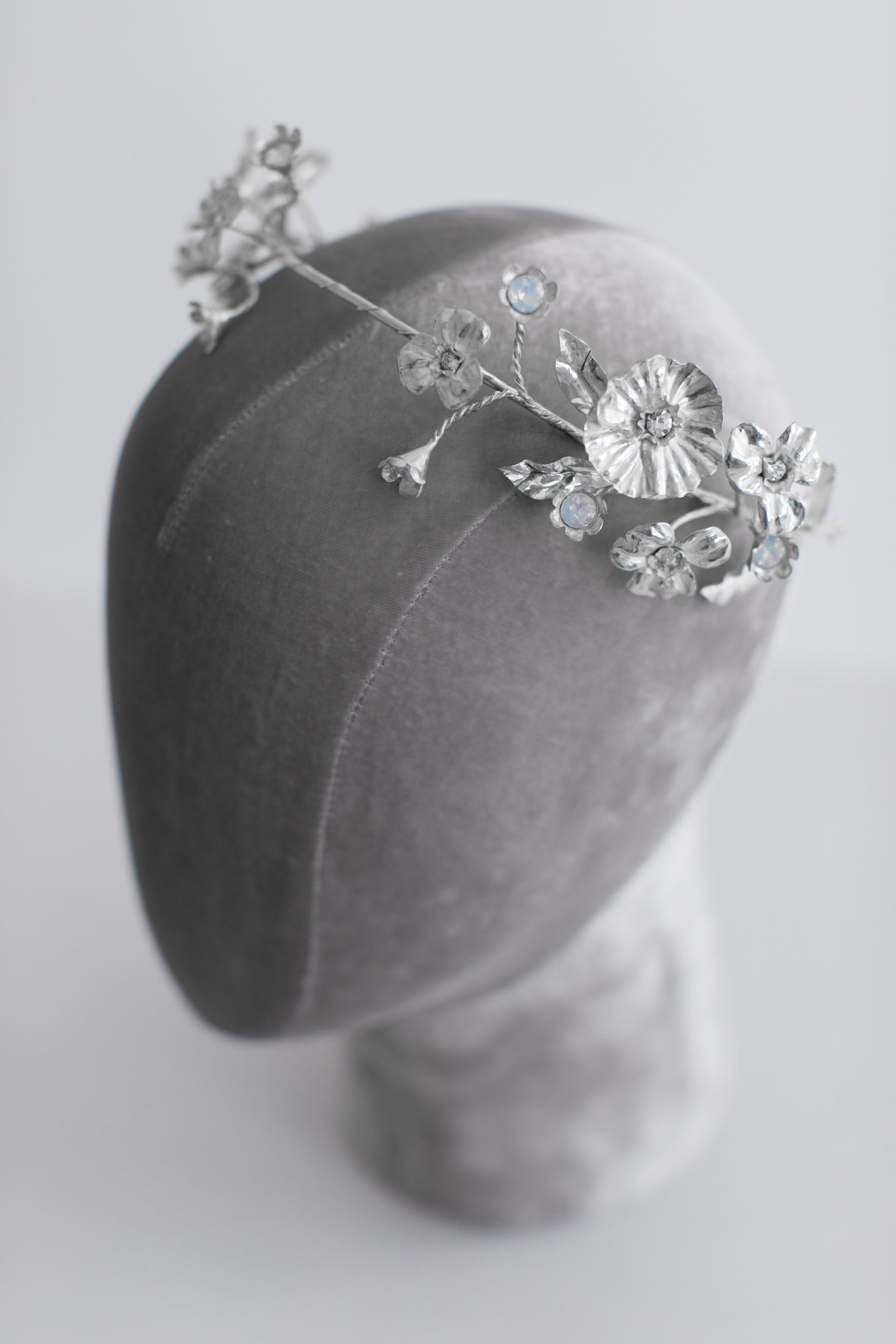 Flower bridal crown with crystals photo 2