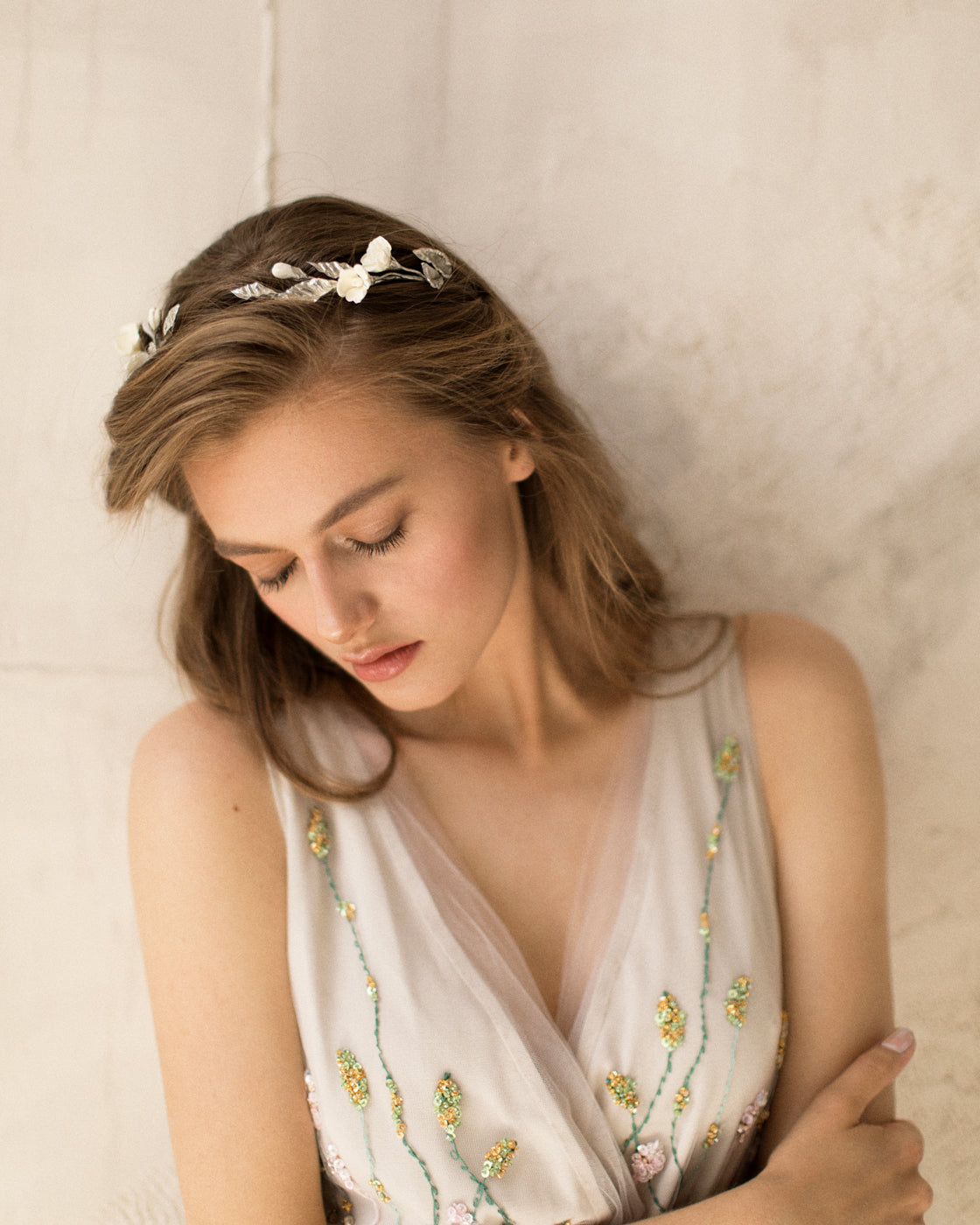 Delicate leaf flower crown photo 3