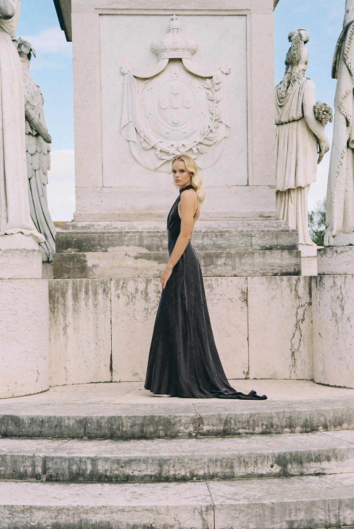 Silk halterneck gown in dark gray photo 3