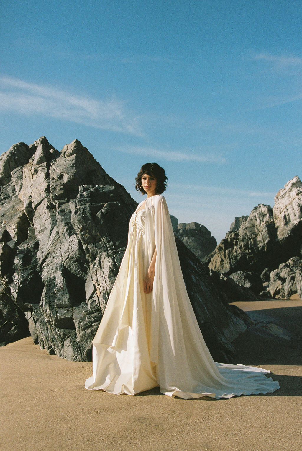 White wedding cape 305 cm/120'' / Natural White