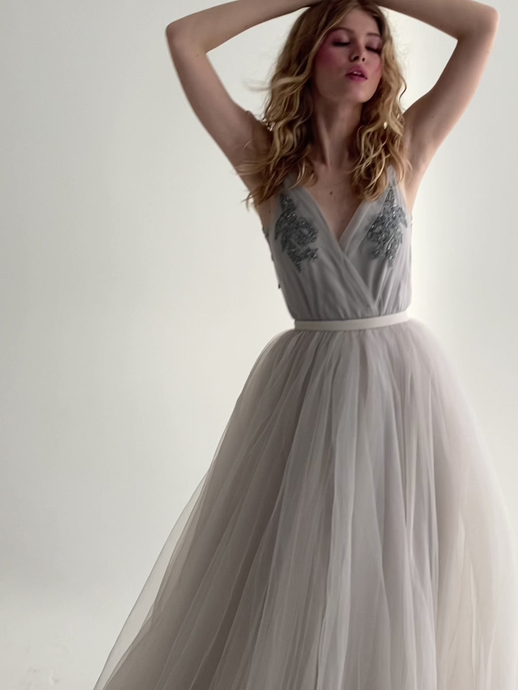 V-neck wedding gown with full train skirt  video