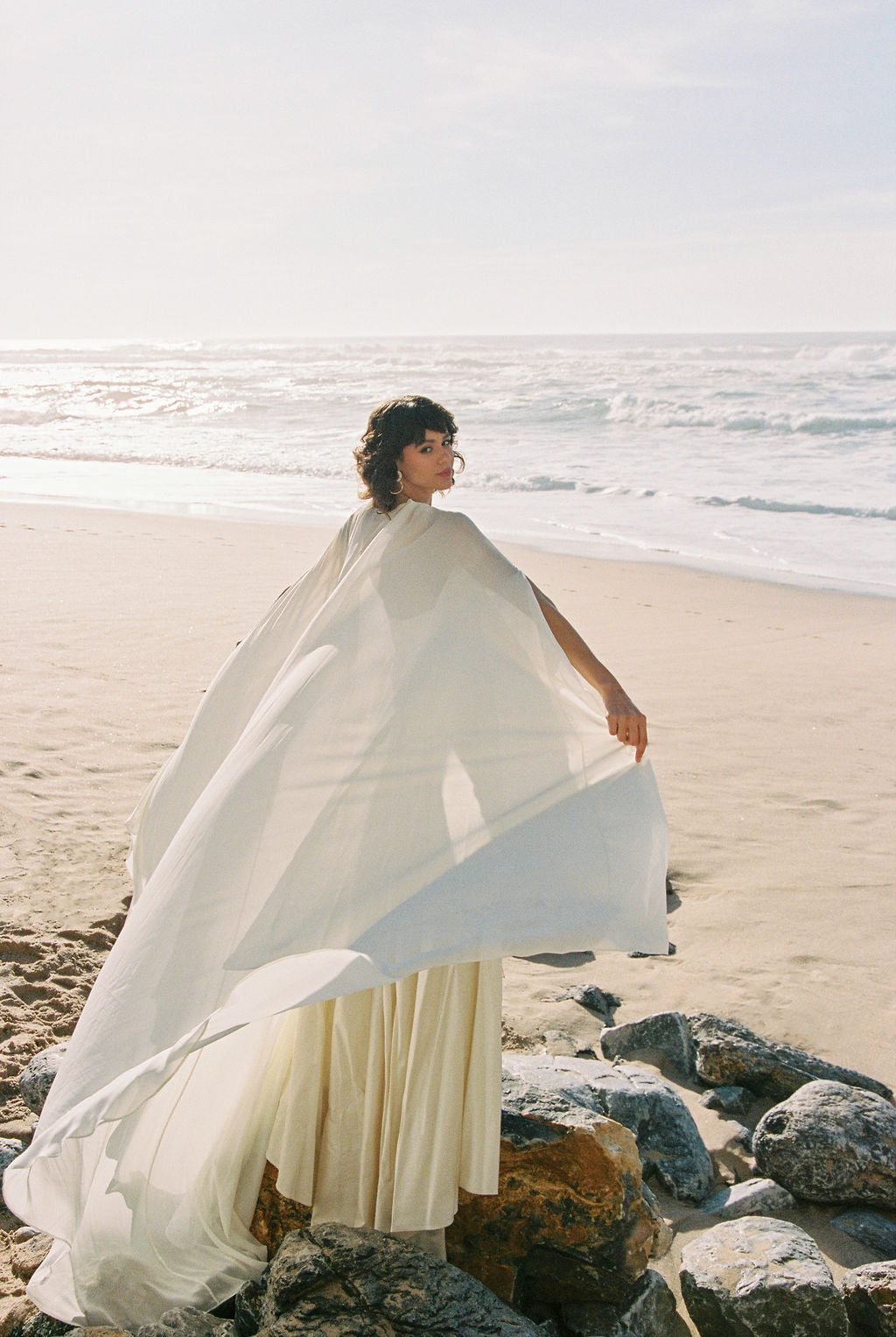 White wedding cape 305 cm/120'' / Natural White