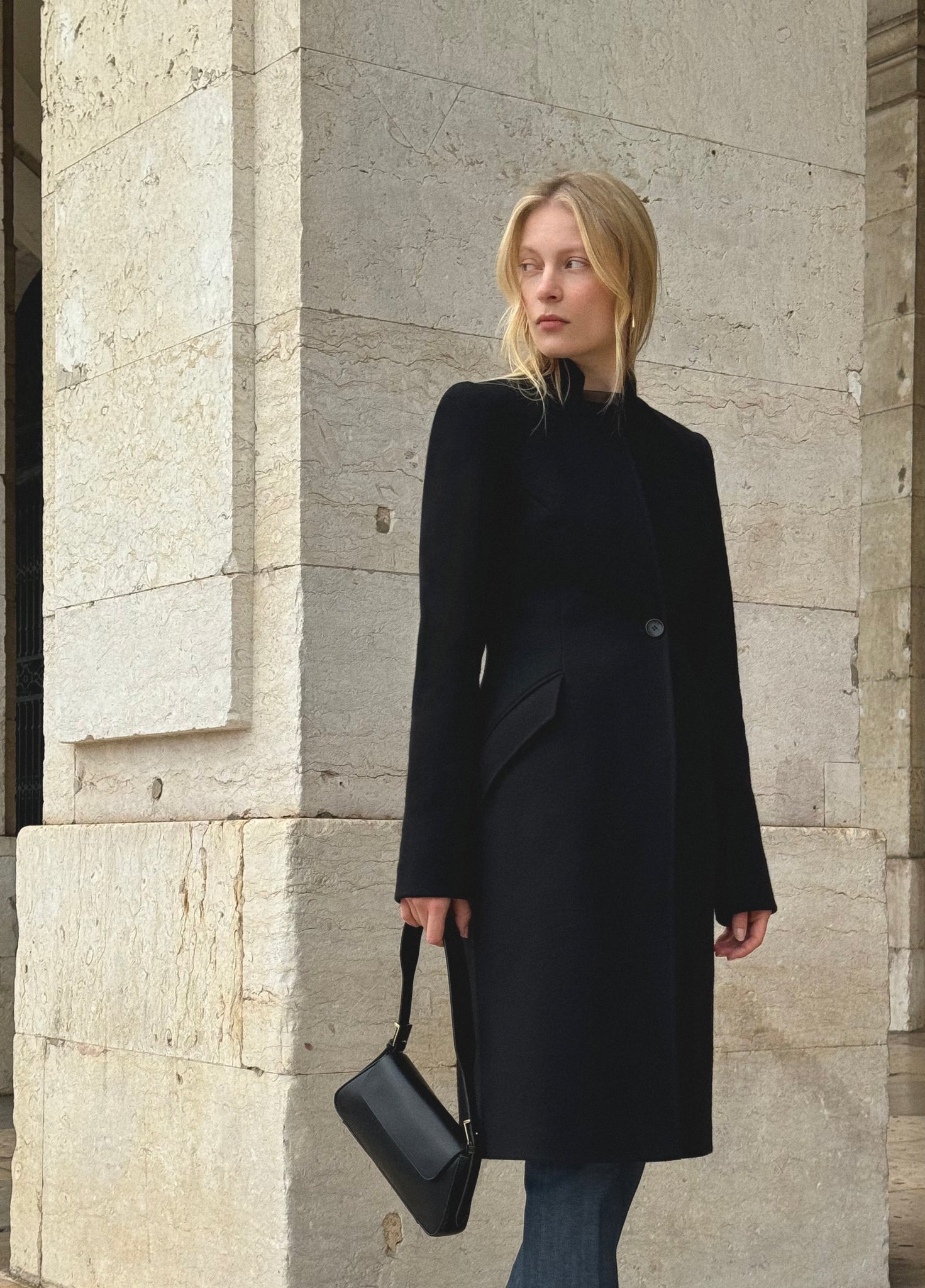 Black winter coat – Sumarokova Atelier