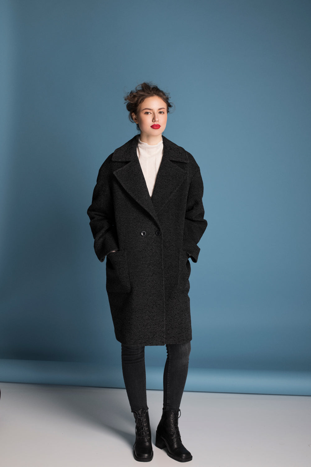 Black wool cocoon coat photo 7