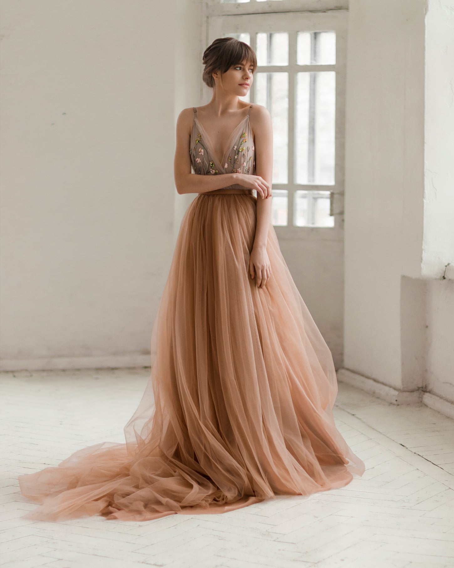 Tulle Beige copper wedding dress with full skirt photo 1