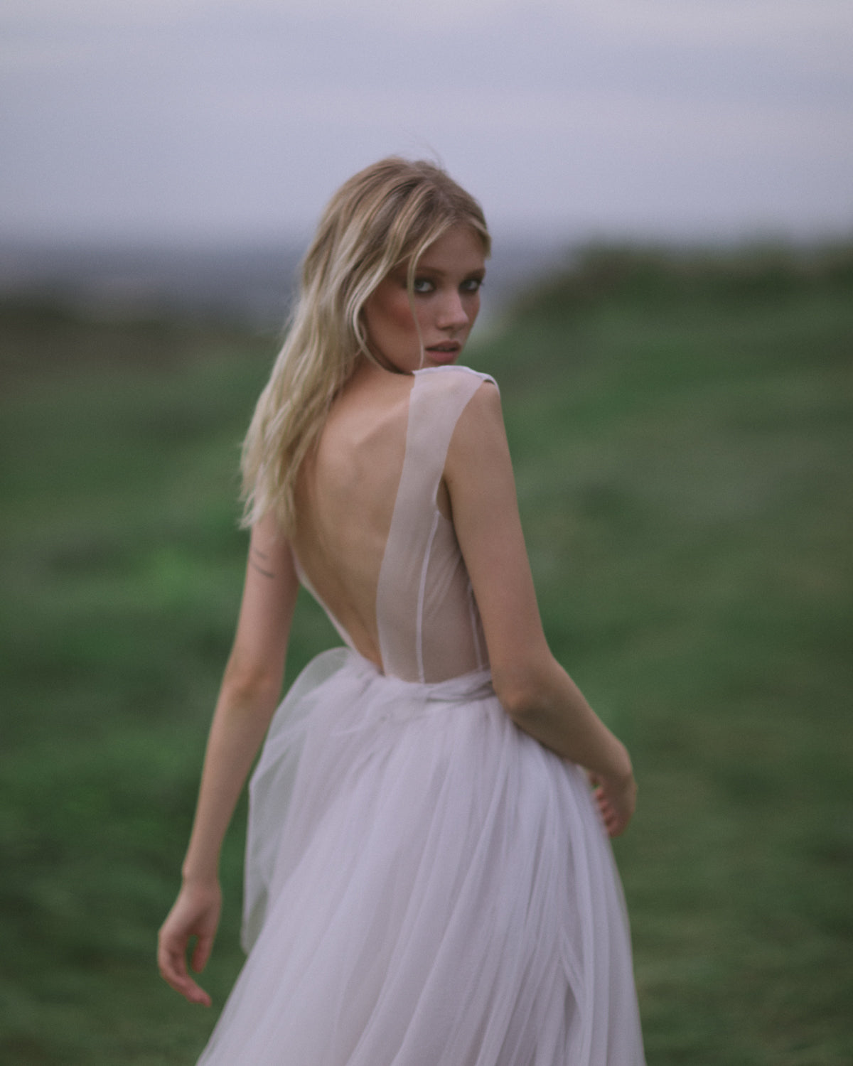 Voluminous tulle bridal skirt photo 13