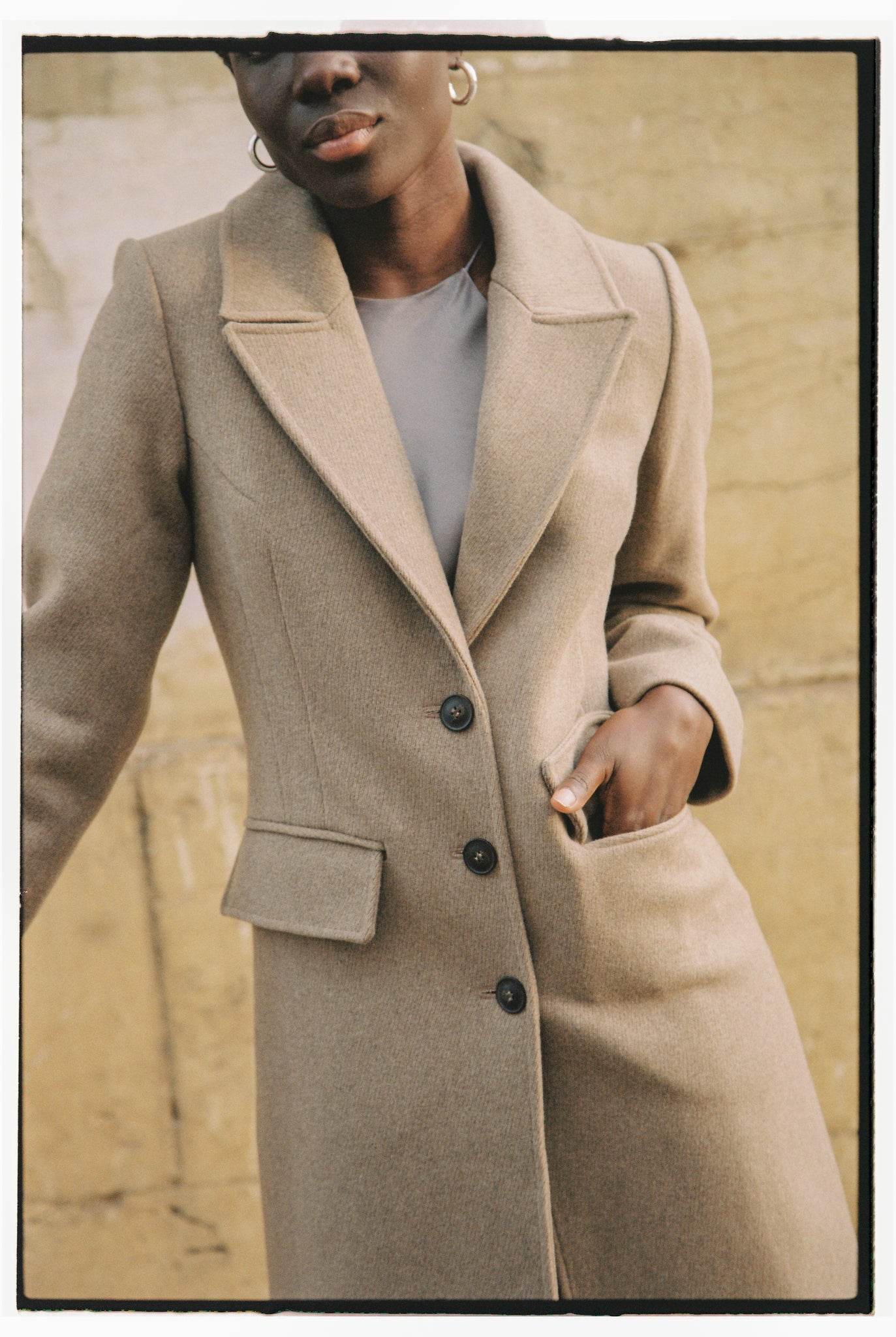 Long fitted wool coat  photo 1