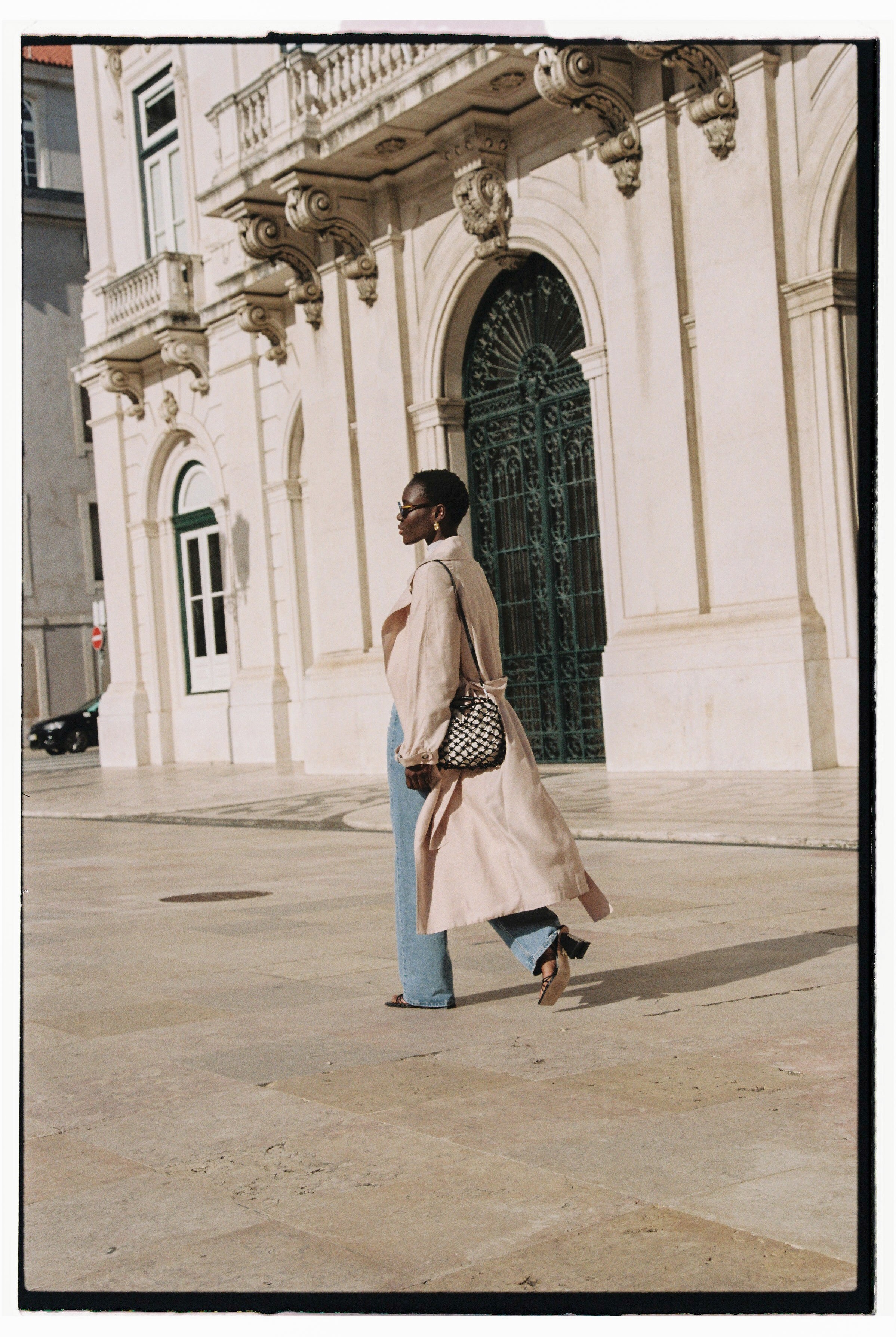 Oversized trench coat with sash, Camel - Sisley