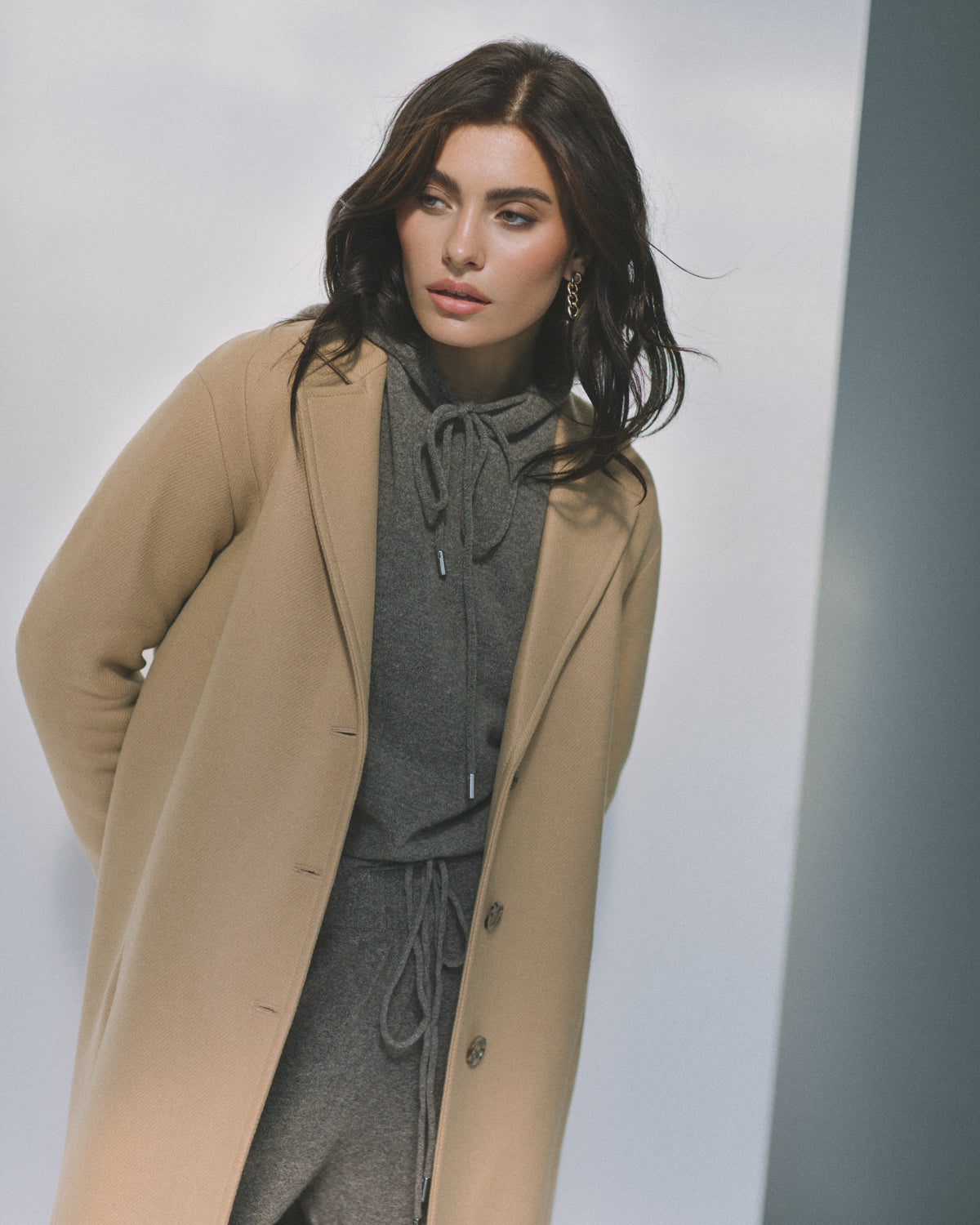 Long wool overcoat photo 5